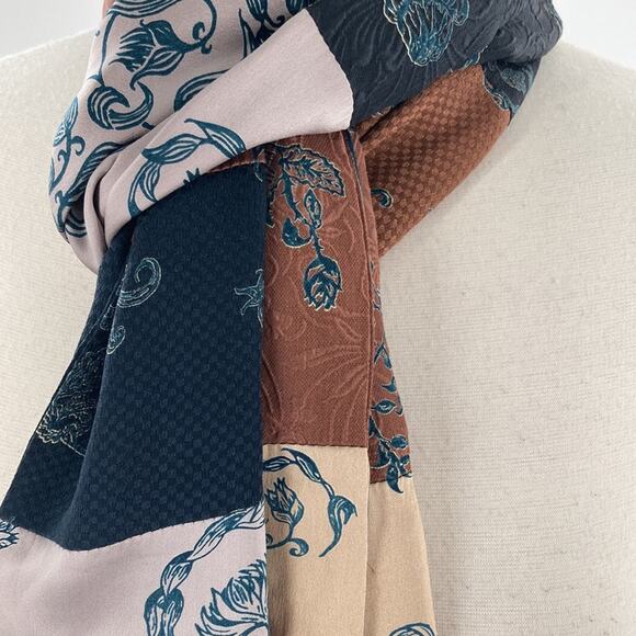 Pazuki Silk Patchwork Scarf Made In England 10.5 x 60 - Picture 2 of 13